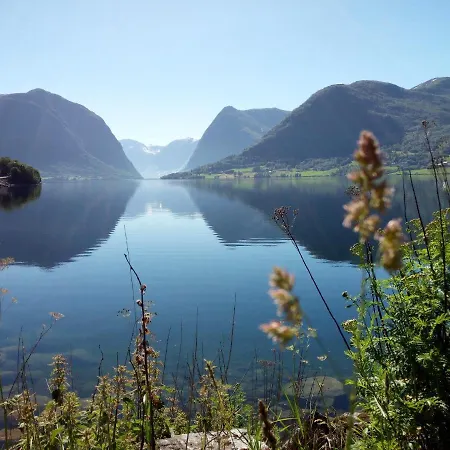 Fjordferien ホテル Rovde